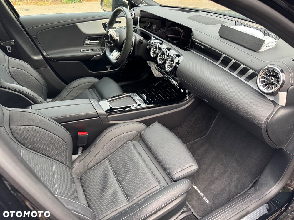 Mercedes-Benz Klasa A 45 S AMG 4-Matic Street Style Edition 8G-DCT - 8