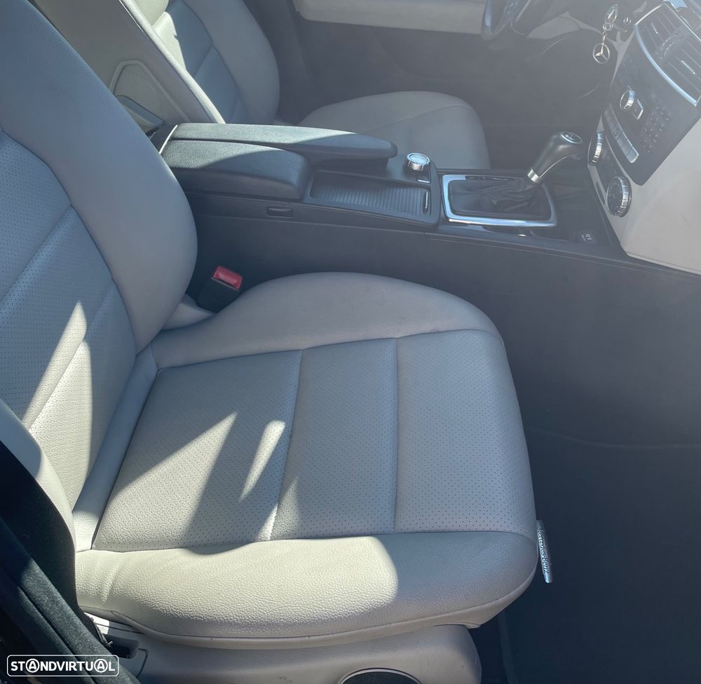 Mercedes-Benz C 220 - 11