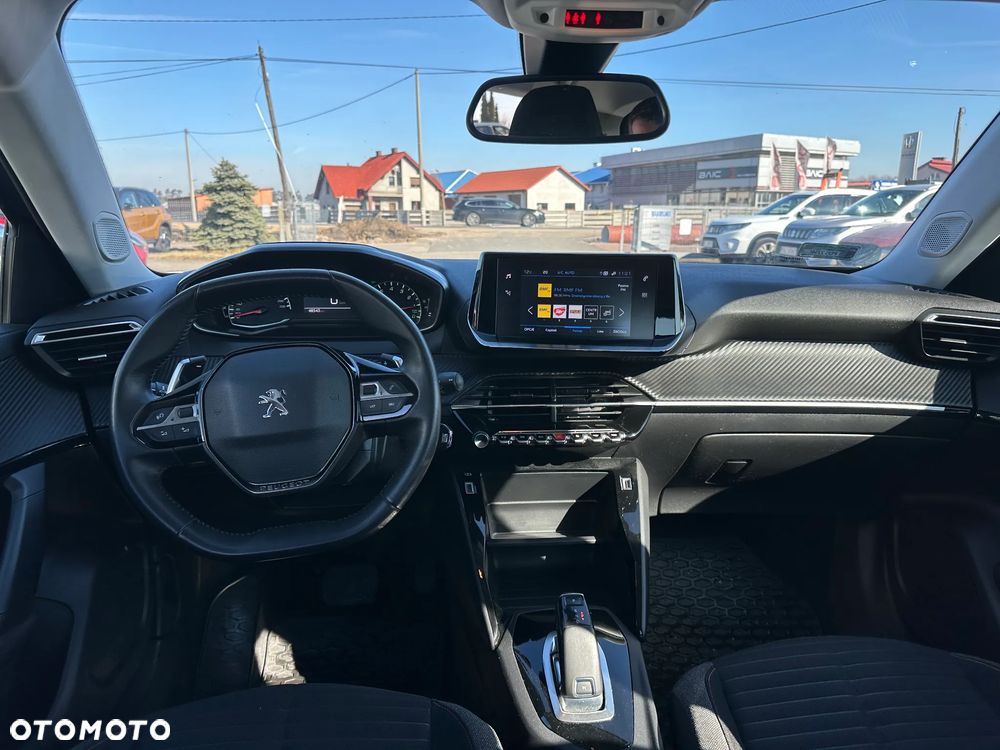 Peugeot 2008 1.2 PureTech Active S&S EAT8 - 9