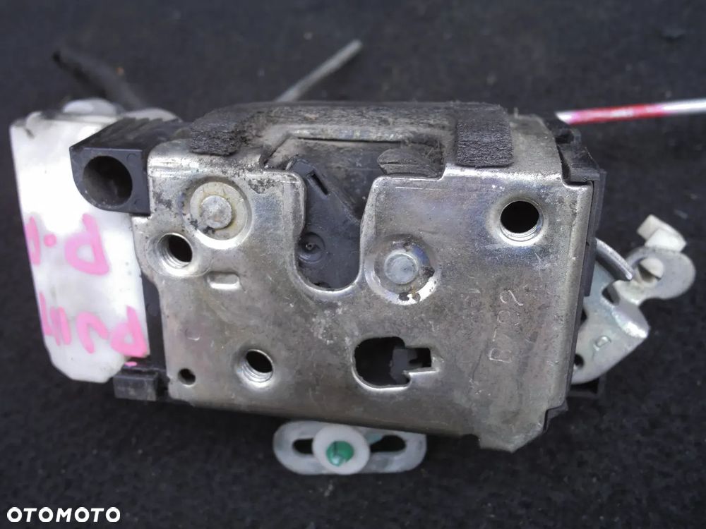 FIAT PUNTO II ZAMEK DRZWI PRAWY PRZÓD 6PIN POSIADAM 2SZT - 2