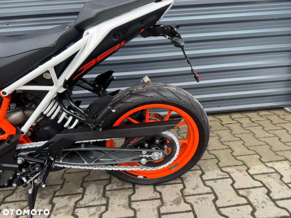 KTM Duke - 17