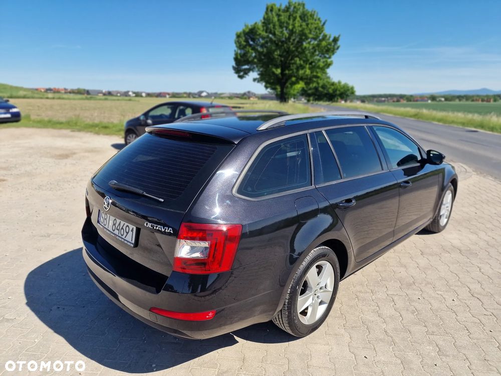 Skoda Octavia 1.6 TDI (Green tec) Style - 10