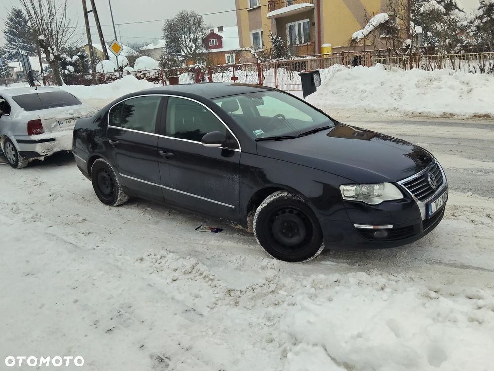 Volkswagen Passat - 27
