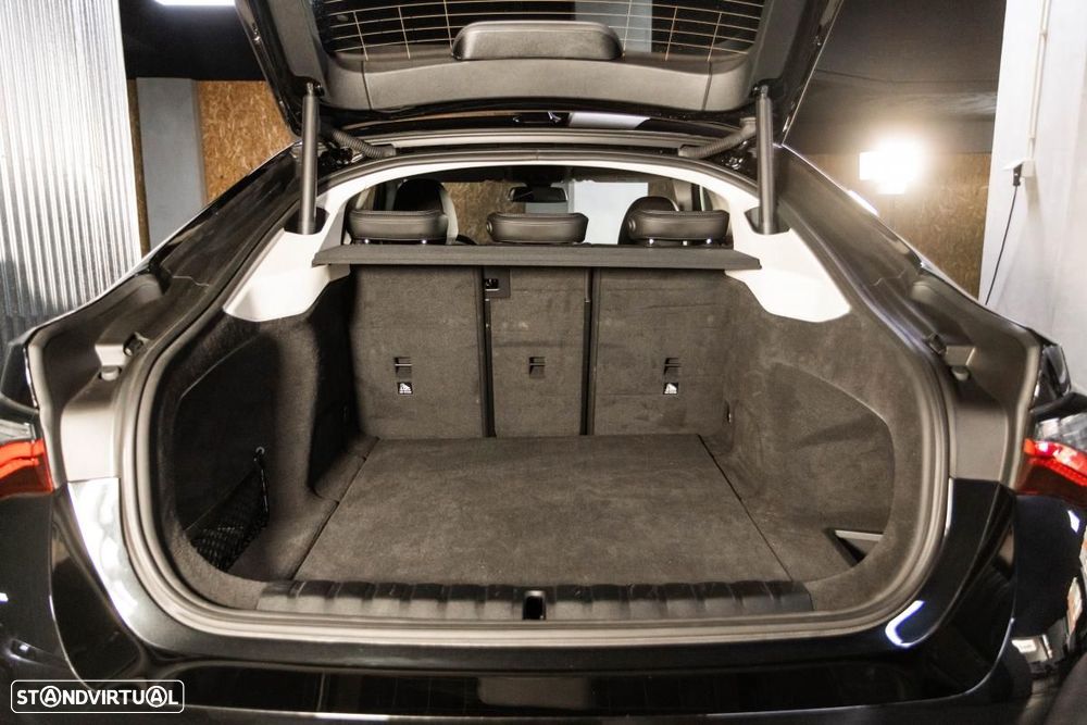 BMW i4 eDrive40 - 52