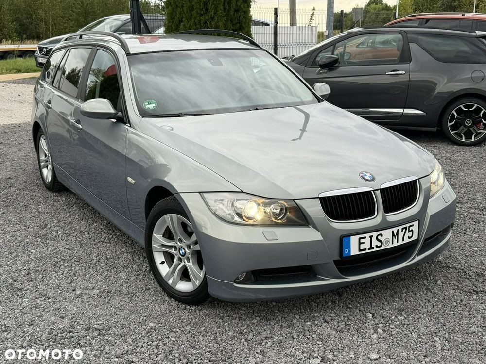 BMW Seria 3 318i Edition Exclusive - 4