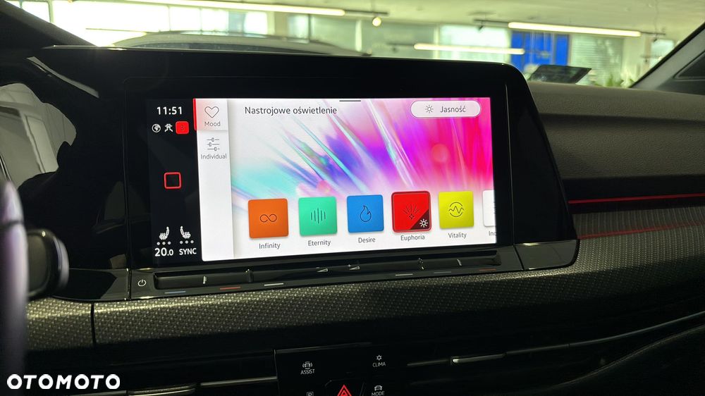 Volkswagen Golf - 26