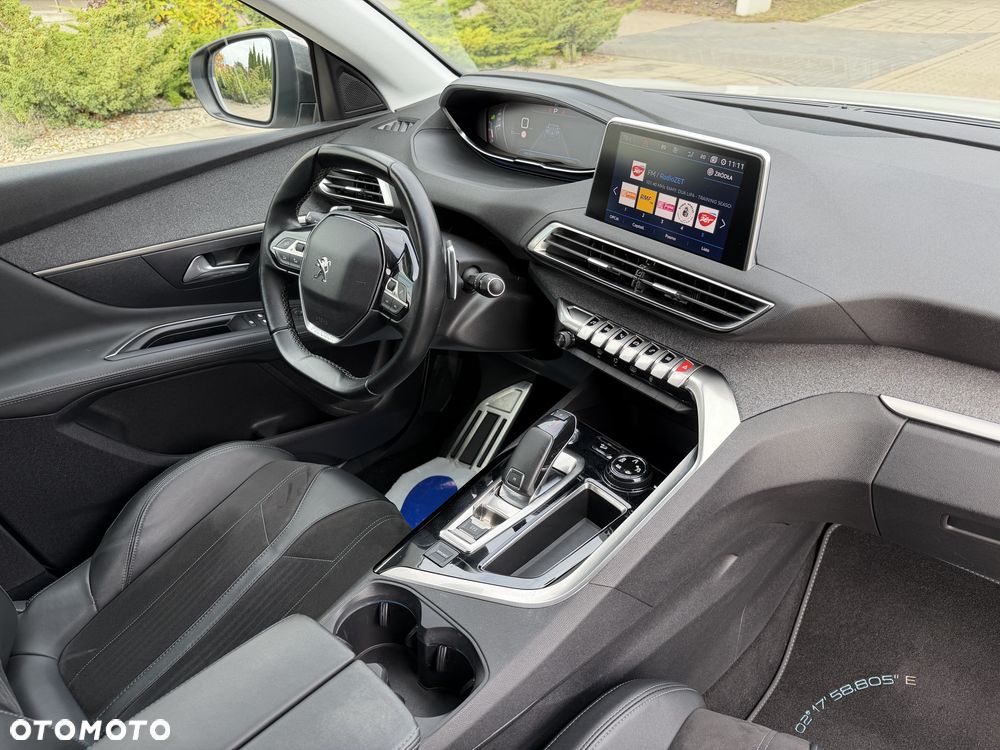 Peugeot 3008 PureTech 130 Stop & Start GPF EAT8 Crossway - 32