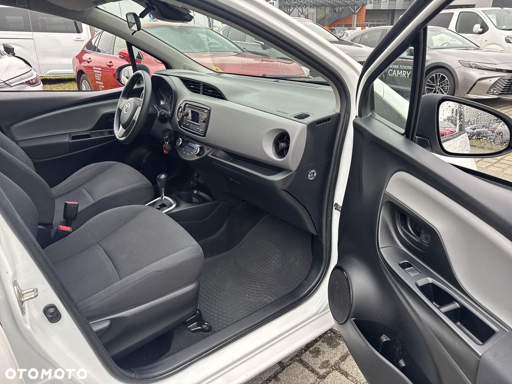 Toyota Yaris - 27