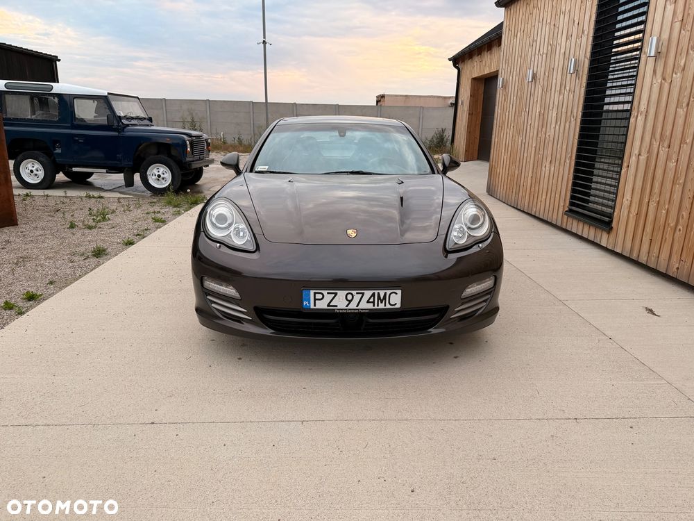 Porsche Panamera 4S - 1