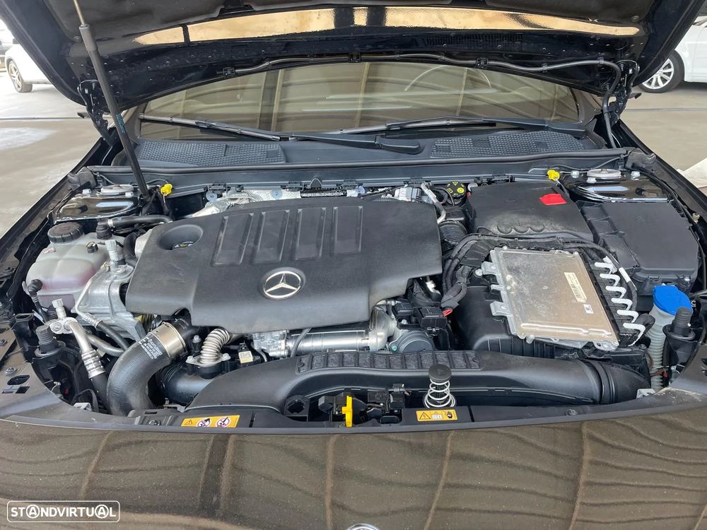 Mercedes-Benz CLA 180 d Shooting Brake Progressive Aut. - 42