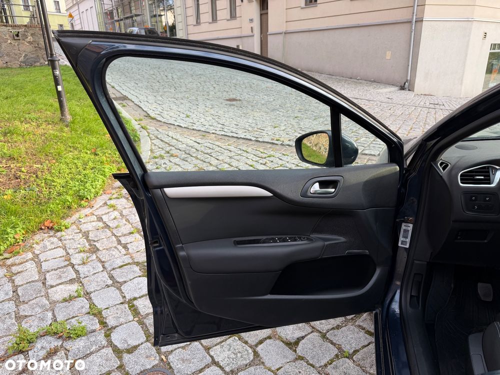 Citroën C4 VTi 120 Style - 22
