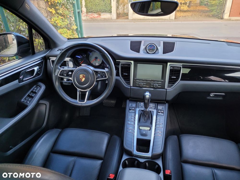 Porsche Macan - 18