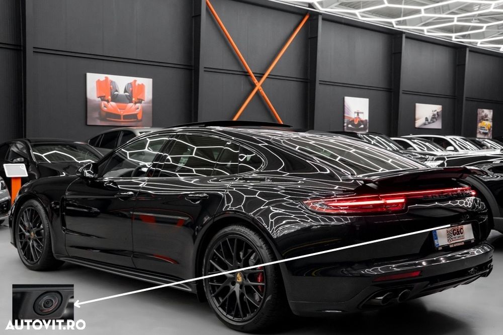 Porsche Panamera GTS - 4