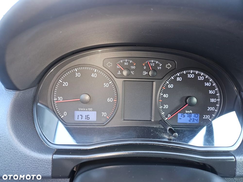 Volkswagen Polo - 12