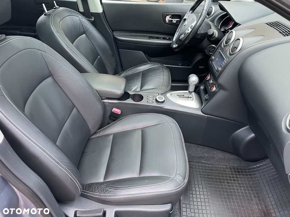 Nissan Qashqai 1.7 dCi Xtronic ALL-MODE 4x4i TEKNA+ - 8