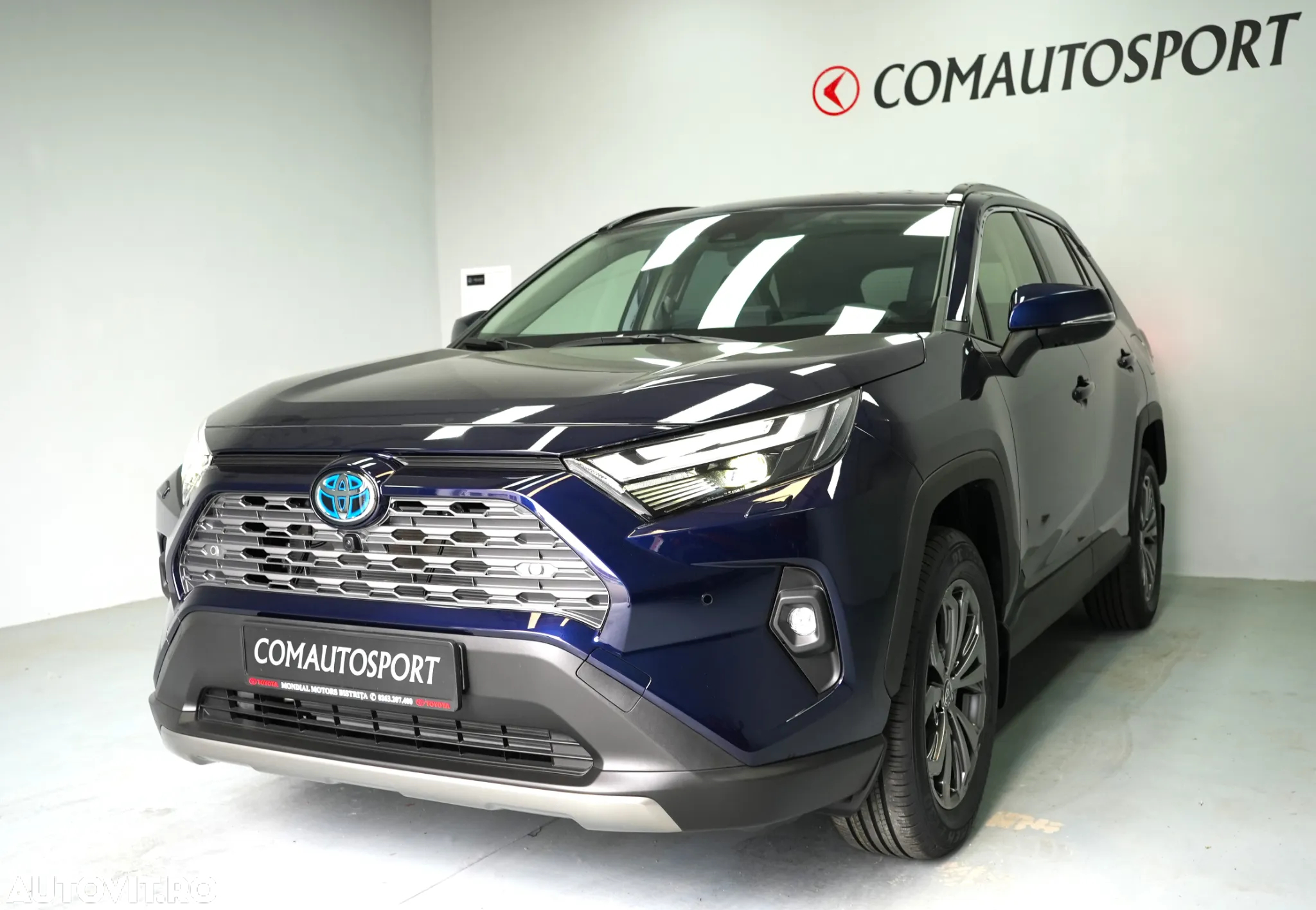 Toyota RAV4 2.5 Hybrid VVT-iE 4x4 Luxury - 3