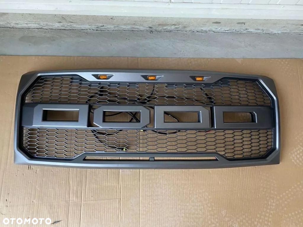 Grill (atrapa, kratka) Ford F150 2009-14 - 2