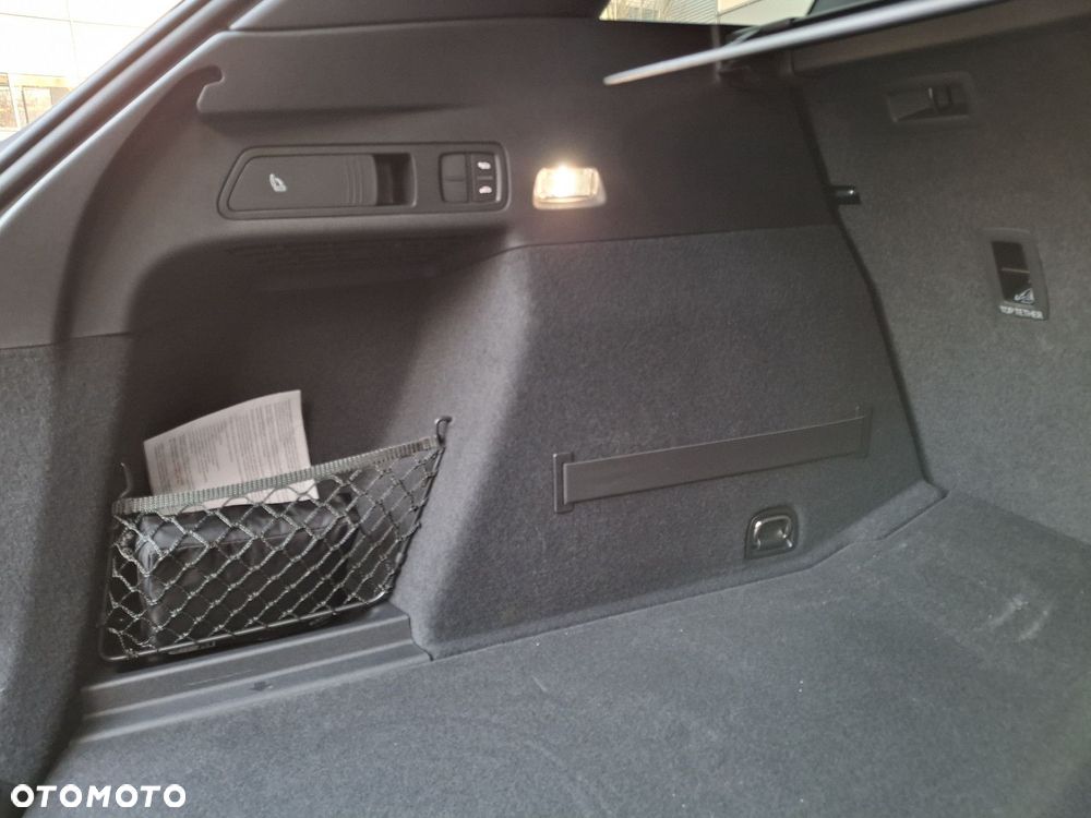 Audi Q6 e-tron - 8