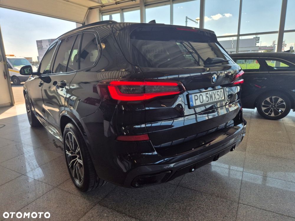 BMW X5 xDrive40d mHEV - 11