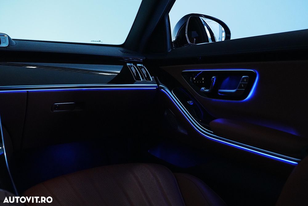 Mercedes-Benz S 350 d 4Matic 9G-TRONIC - 37