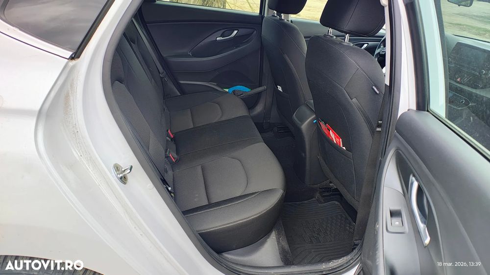 Hyundai i30 1.4 T-GDi 140CP 5DR Exclusive - 6