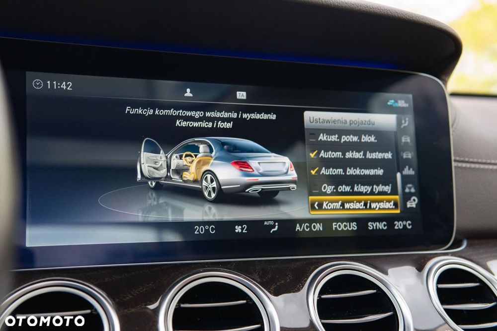Mercedes-Benz Klasa E 220 d 9G-TRONIC Exclusive - 31
