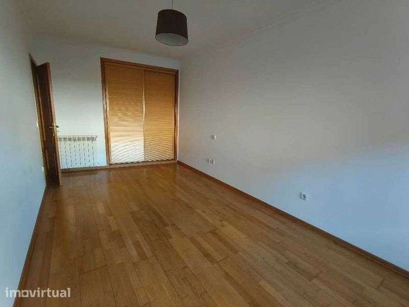 Apartamento T2 Centro de Pombal - Grande imagem: 5/7