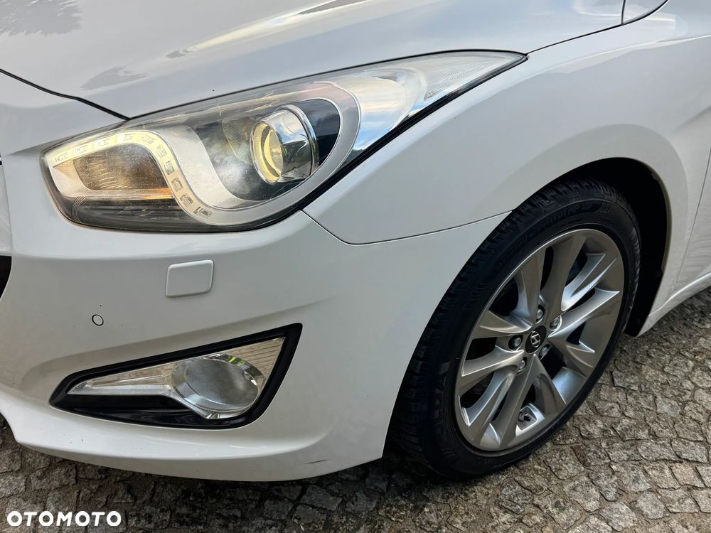 Hyundai i40 i40cw 1.7 CRDi Automatik Fifa World Cup Edition - 8