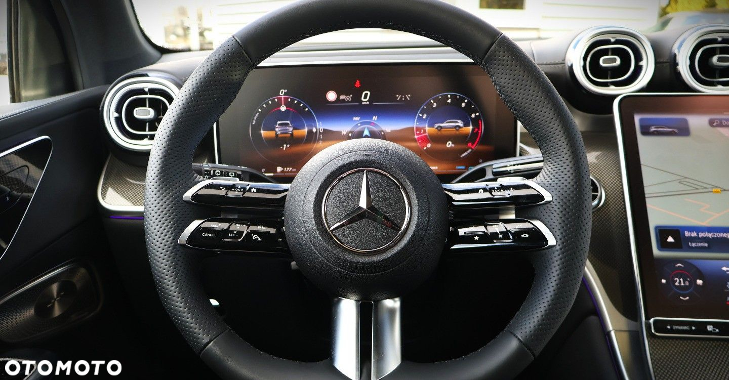 Mercedes-Benz GLC 300 4Matic 9G-TRONIC Edition Avantgarde - 26