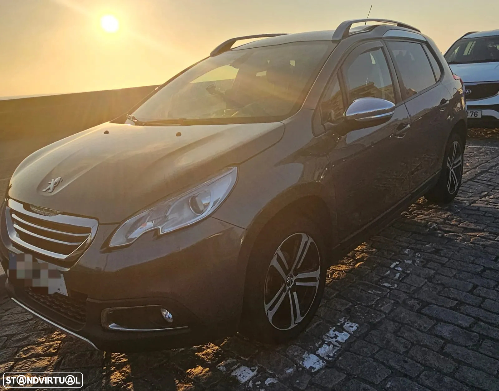 Peugeot 2008 1.6 BlueHDi Style - 3
