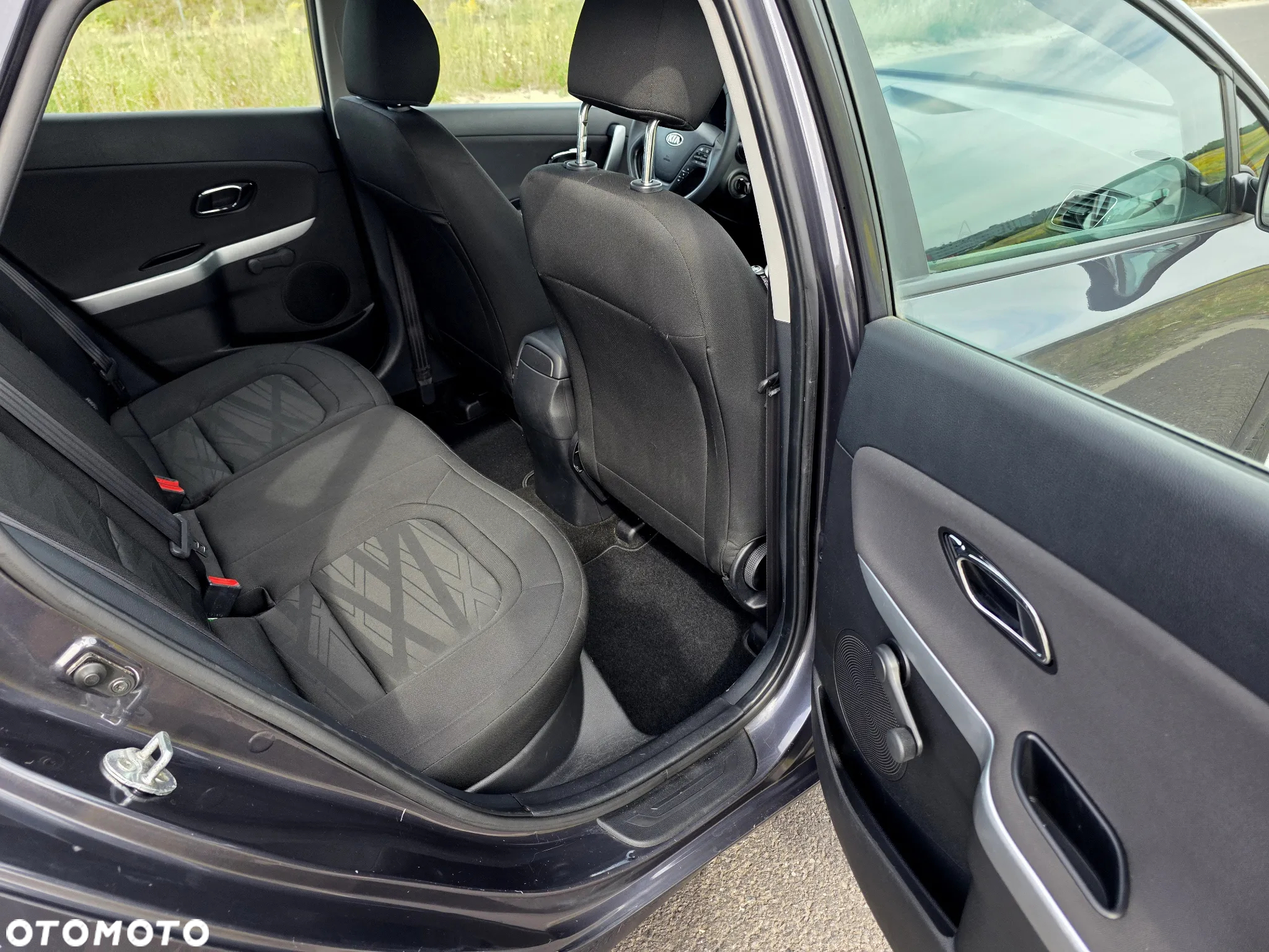 Kia Ceed 1.4 CVVT Attract - 17