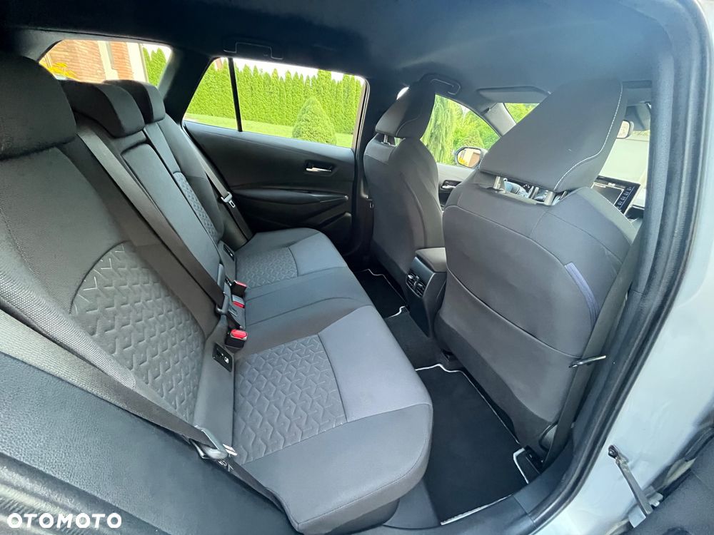 Toyota Corolla 1.8 Hybrid Comfort - 36