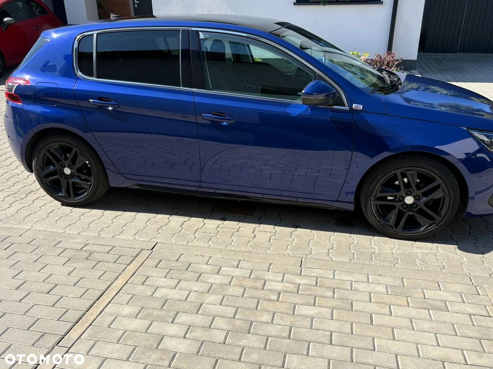 Peugeot 308 1.2 PureTech Allure S&S - 16