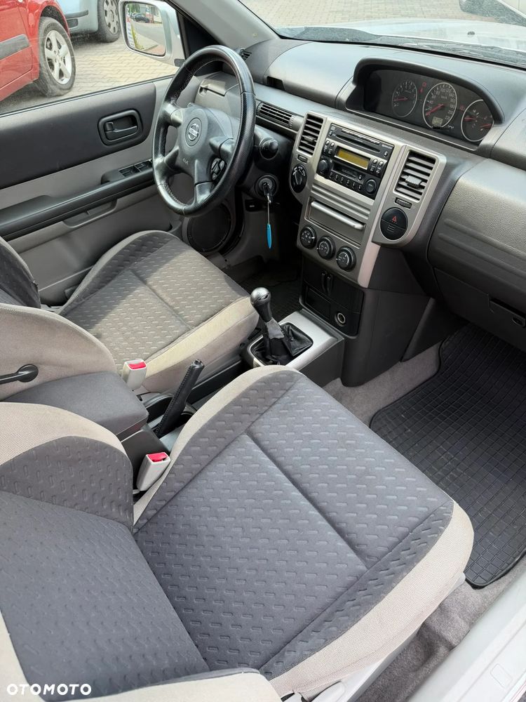 Nissan X-Trail 2.0 Sport + - 6
