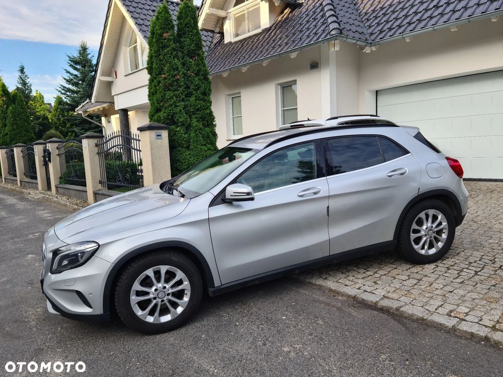 Mercedes-Benz GLA - 31