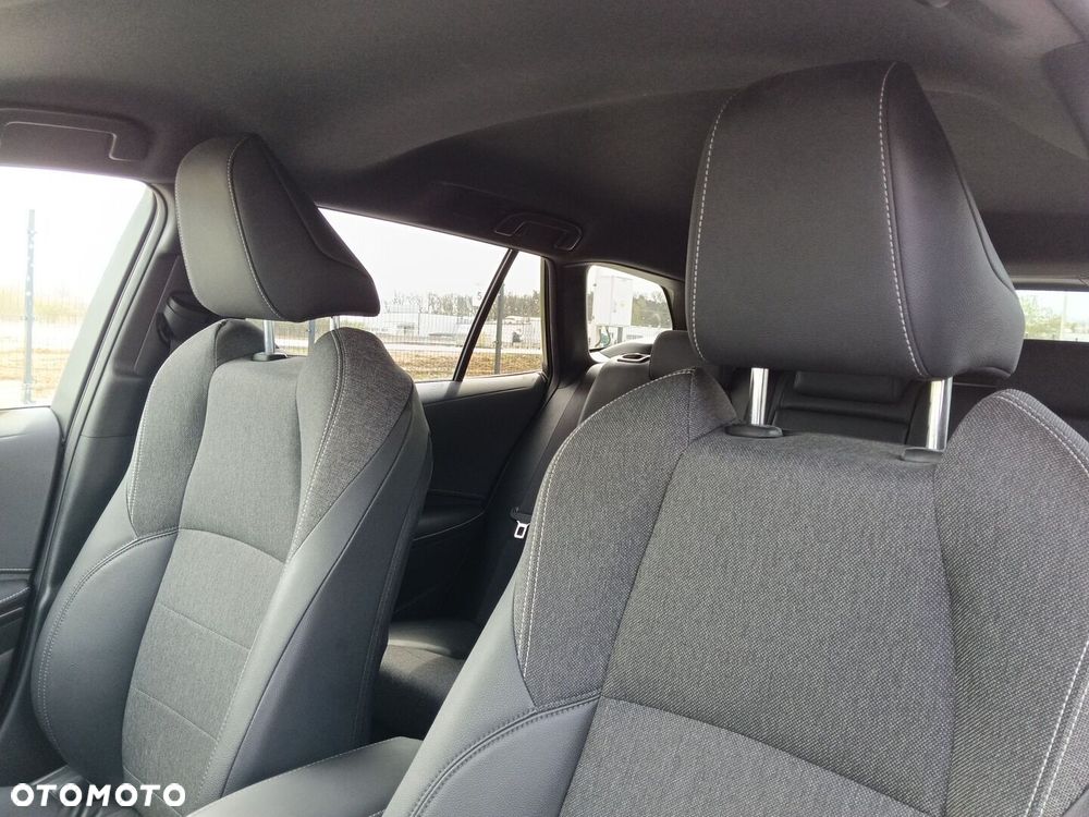 Toyota Corolla 1.8 Hybrid Style - 11