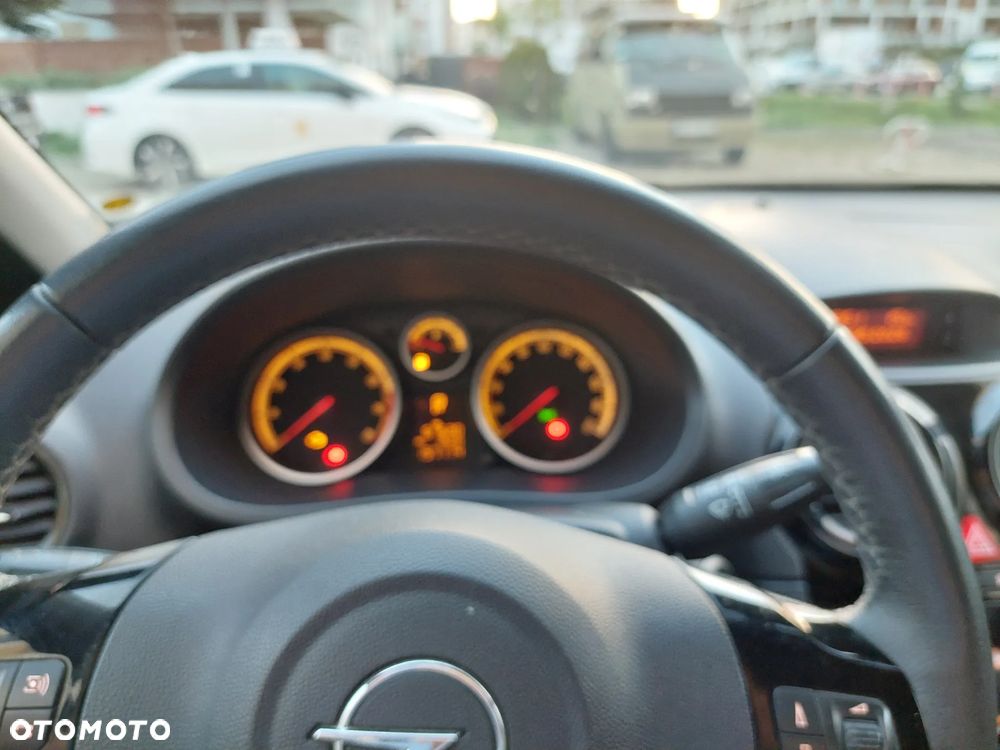 Opel Corsa - 4