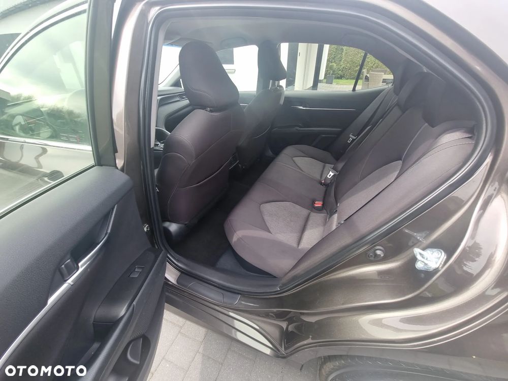 Toyota Camry 2.5 Hybrid Comfort CVT - 20