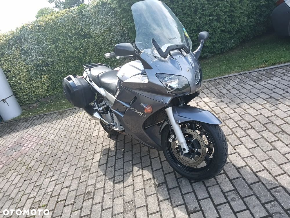 Yamaha FJR - 4