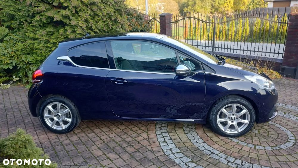 Peugeot 208 PureTech 110 Stop & Start Allure - 9