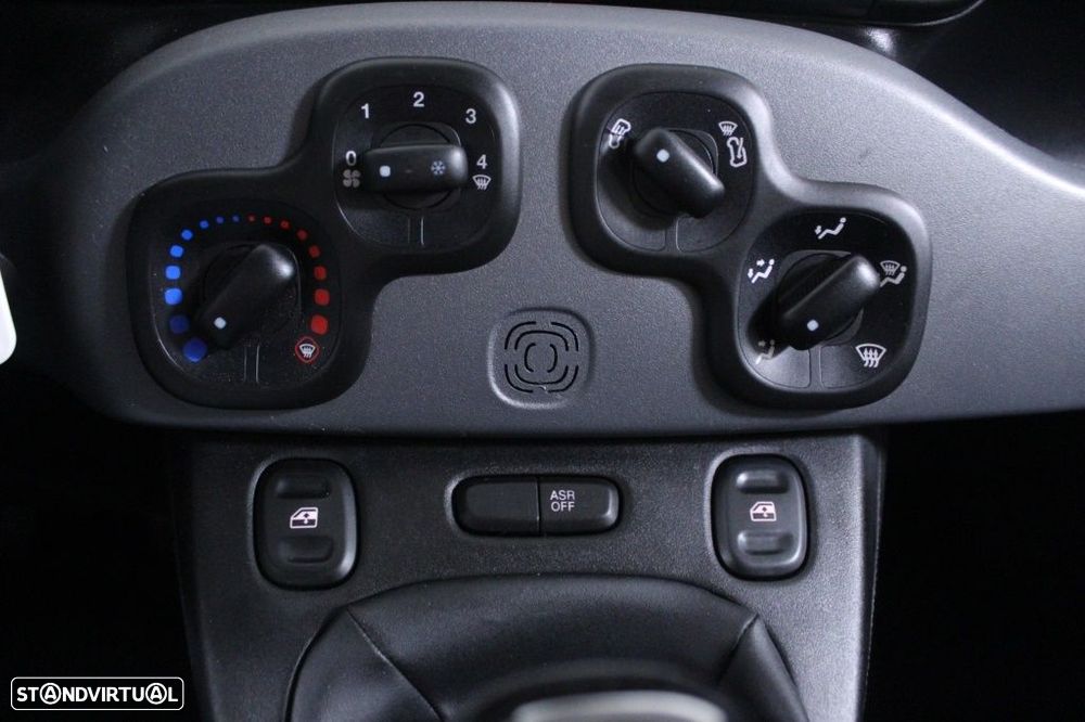 Fiat Panda 1.0 Hybrid City Life - 27