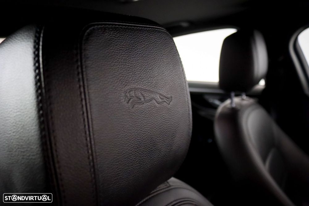 Jaguar XE D180 Aut. R-Dynamic S - 30