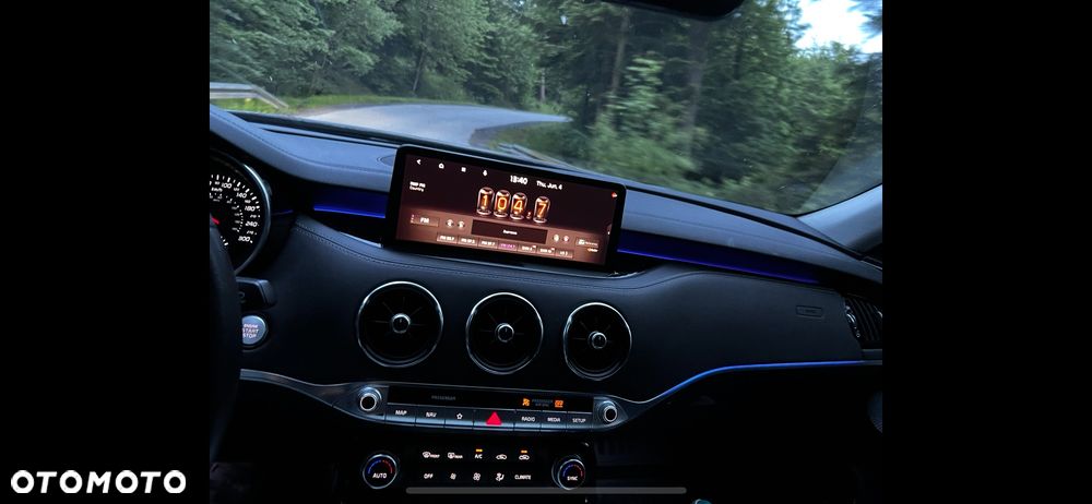 Kia Stinger 3.3 T-GDI V6 GT AWD - 14