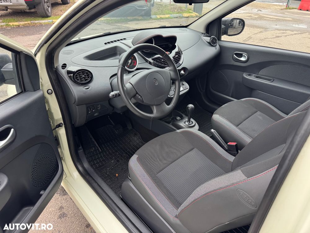 Renault Twingo 1.2 16V 75 Quickshift Authentique - 4