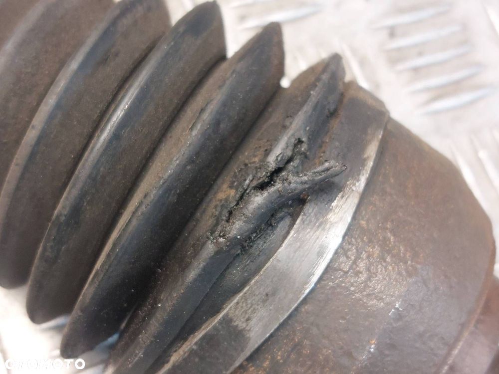 PÓŁOŚ LEWY PRZÓD + PRAWY PRZÓD RENAULT MEGANE II 1.5 DCI - 7