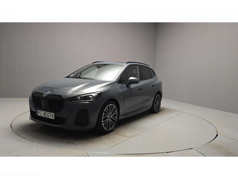 BMW Seria 2 218d - 8