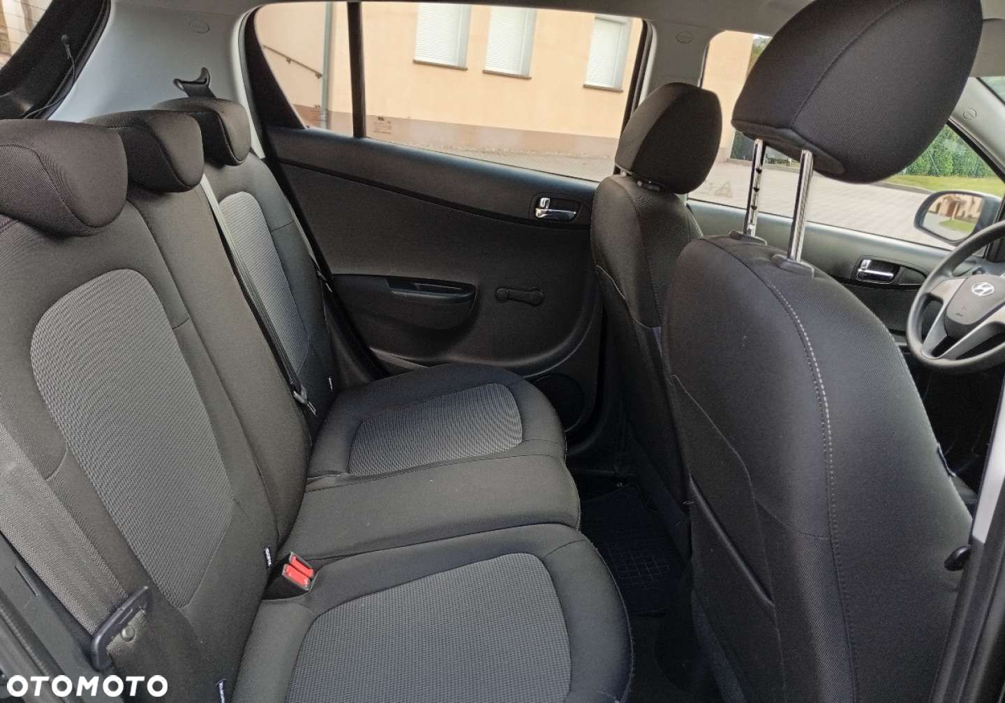 Hyundai i20 - 16