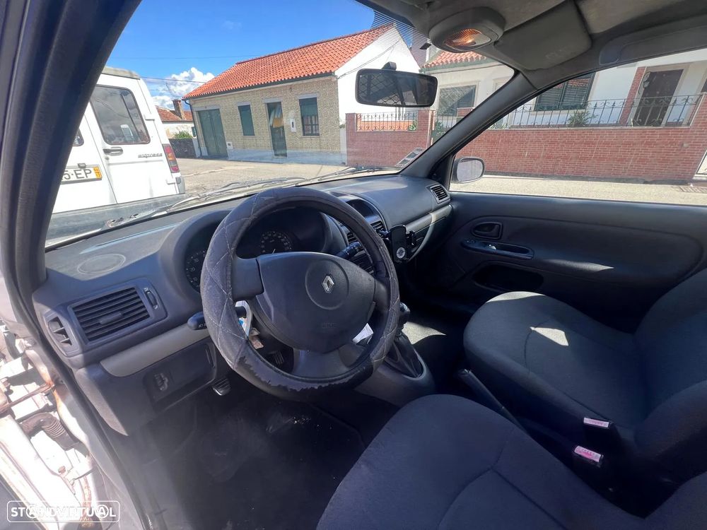Renault Clio 1.5 dCi Confort - 6