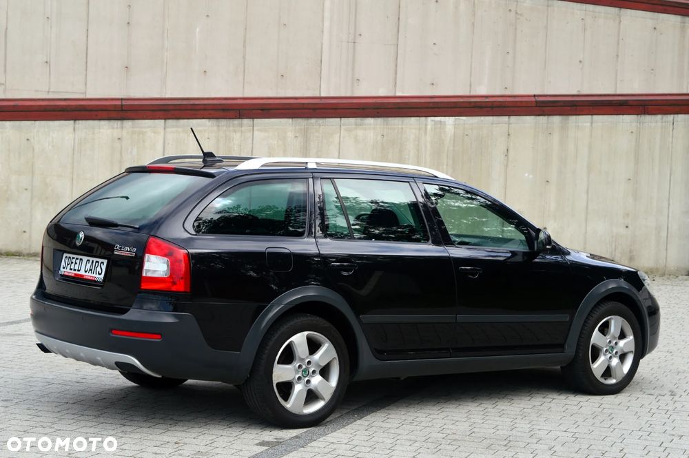 Skoda Octavia 2.0 TDI DPF 4x4 Scout - 4