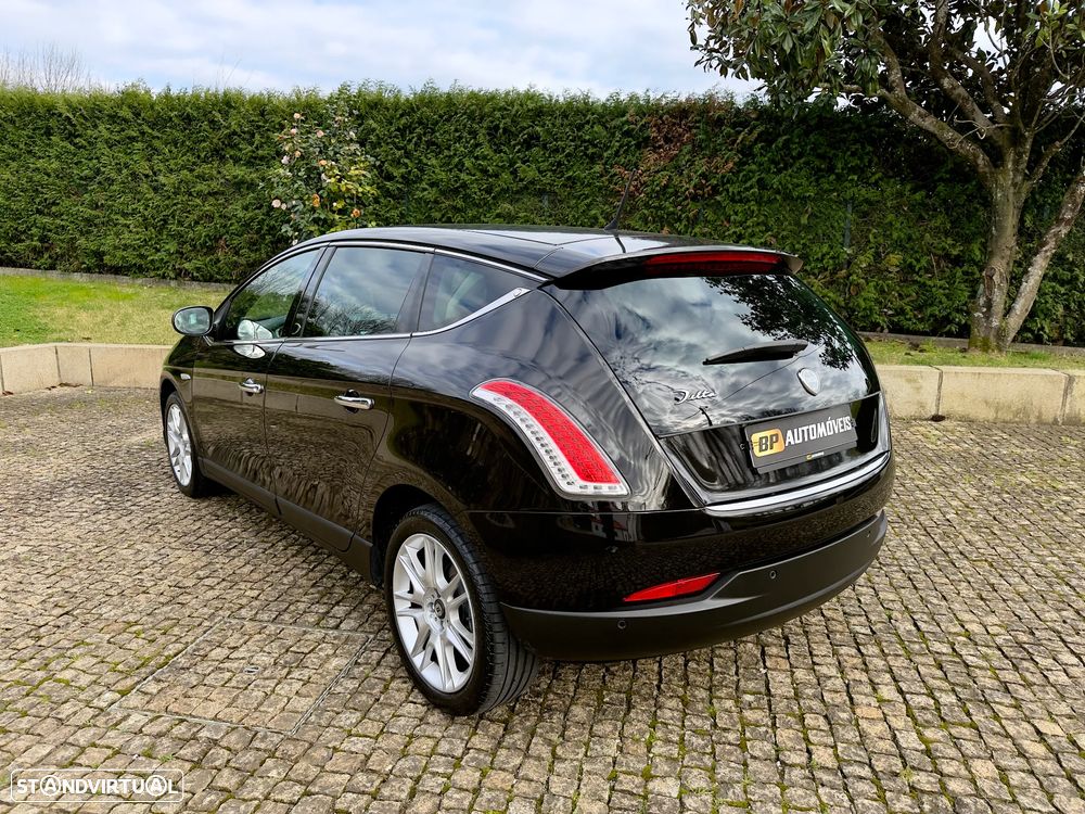 Lancia Delta 1.6 M-Jet Platino Com 57X - 18